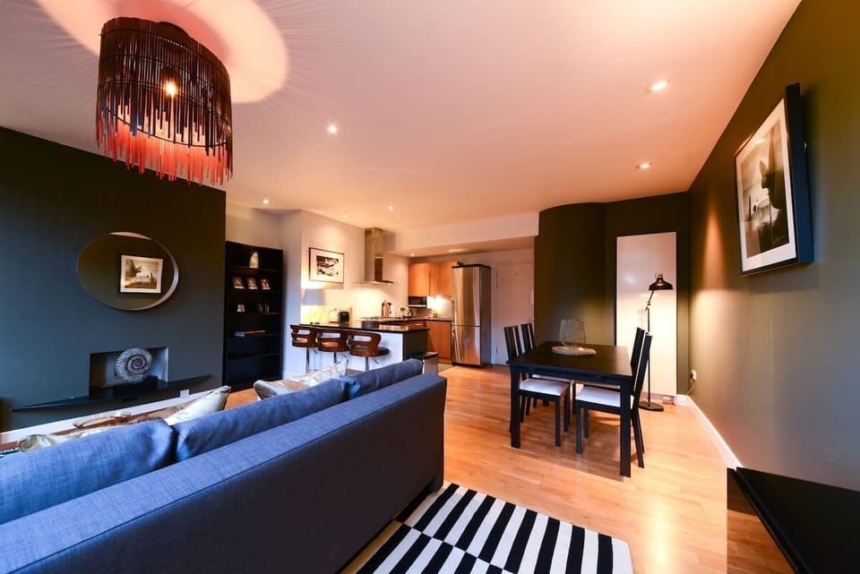 Open plan living room/kitchen/dining area