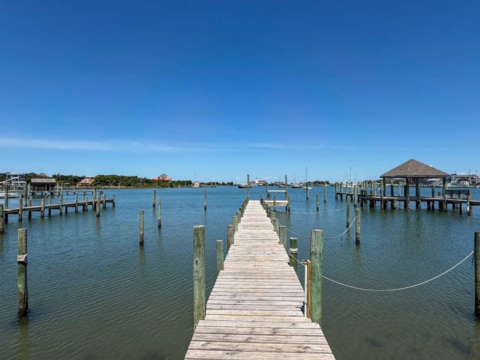 Shared Dock with Ocracoke Local 4 & 5