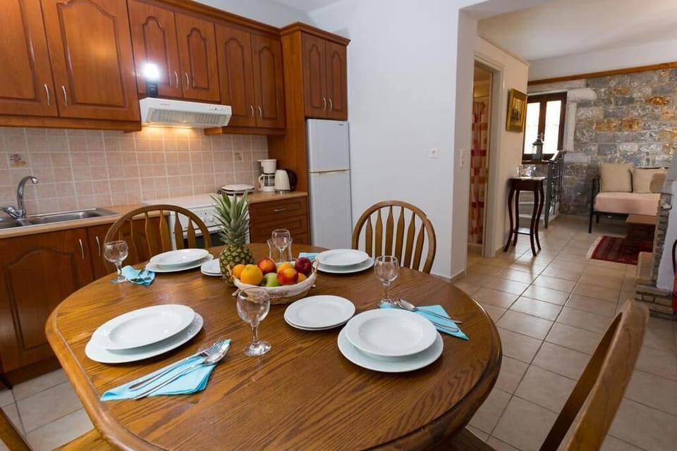 Traditional kitchen with everything you need for a comfortable stay.