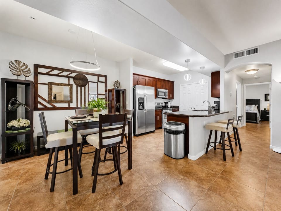 Condo, Multiple Beds, Garden View (Southern #1083 Mesa) | In-room dining
