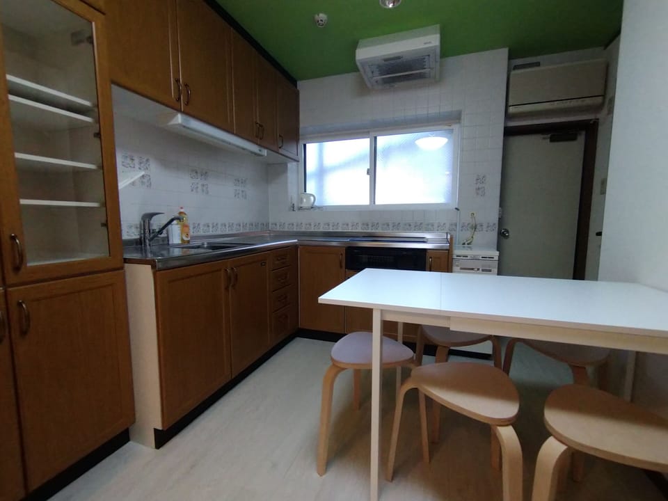 Comfort Apartment, City View | Private kitchen | Fridge, microwave, stovetop, dishwasher