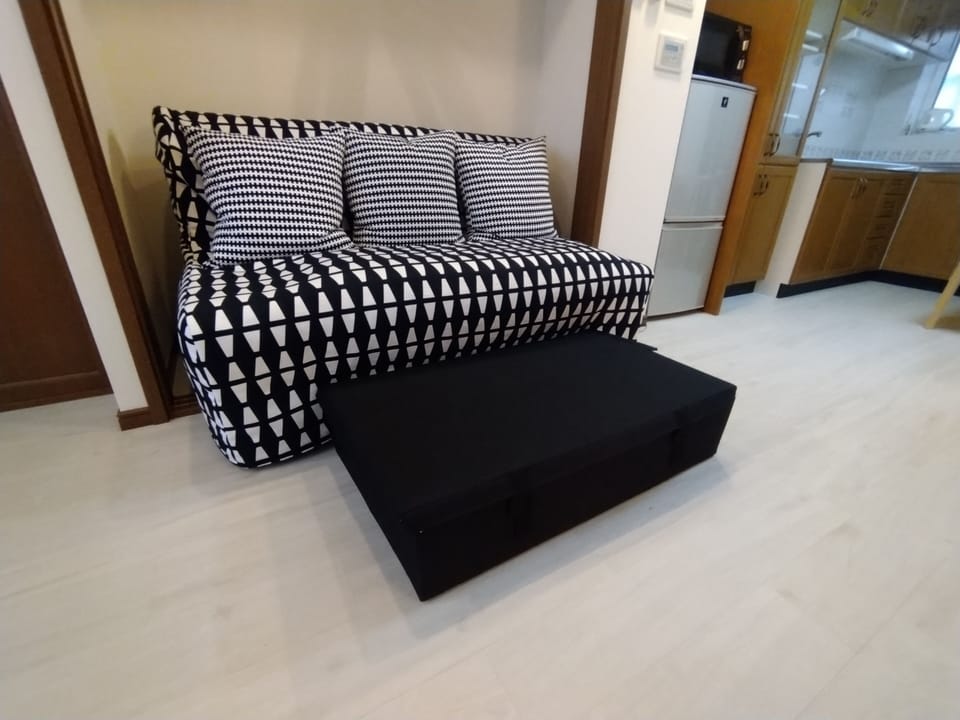 Comfort Apartment, City View | Living area
