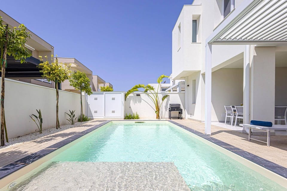 Villa Selene image