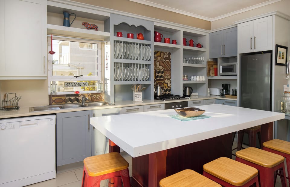 Exclusive House, 4 Bedrooms, Sea View | Premium bedding, in-room safe, individually decorated