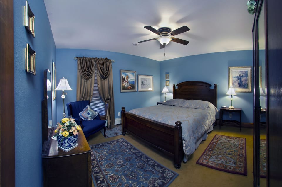 1 Queen Bed Room | Individually decorated, individually furnished, iron/ironing board