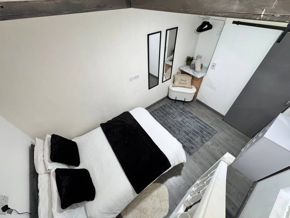 Apartment, 1 Bedroom | 2 bedrooms