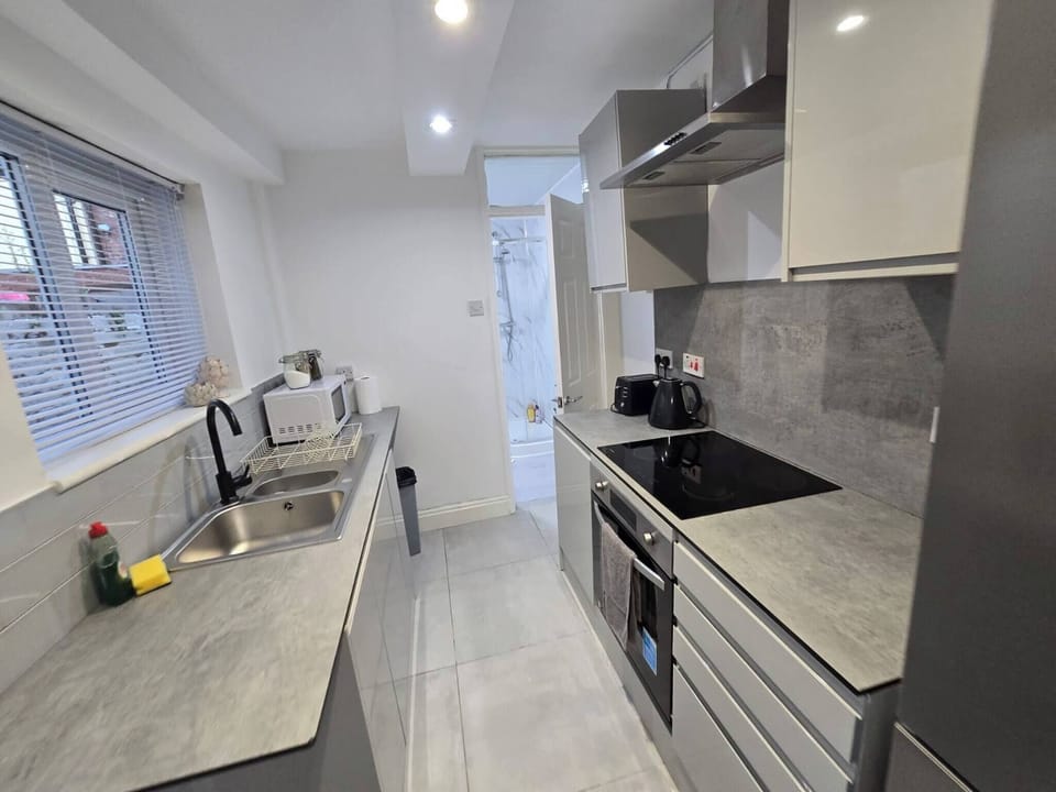 House, 3 Bedrooms | Interior