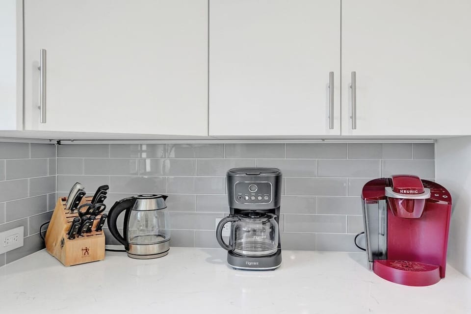 Apartment, Private Bathroom, Garden View | Shared kitchen | Highchair