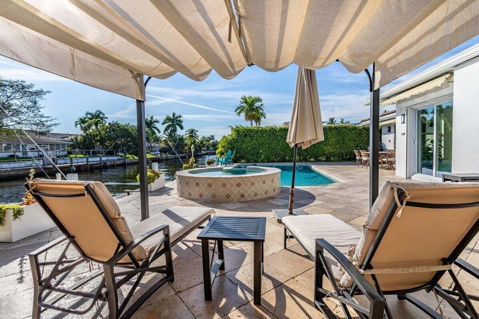 Deluxe House, Private Bathroom, Canal View | View from property