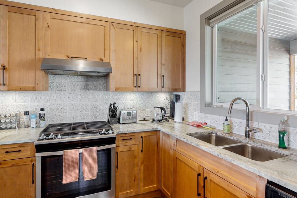 Townhome | Private kitchen