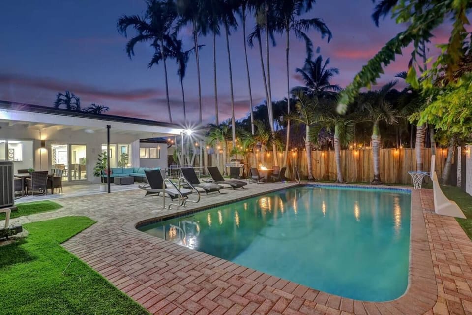 Private tropical oasis, perfect lighting, lush palms, and total relaxing.