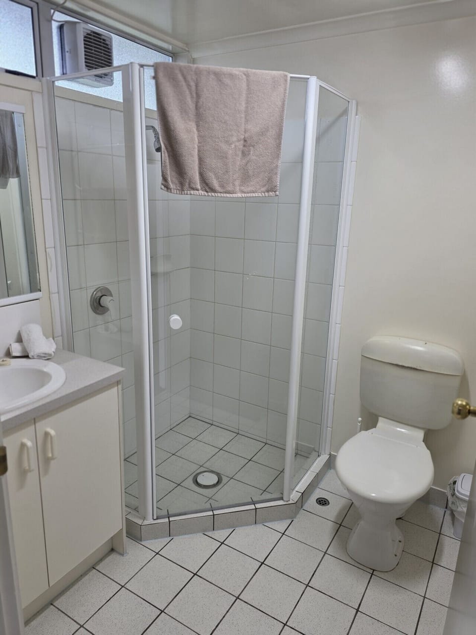 Ensuite