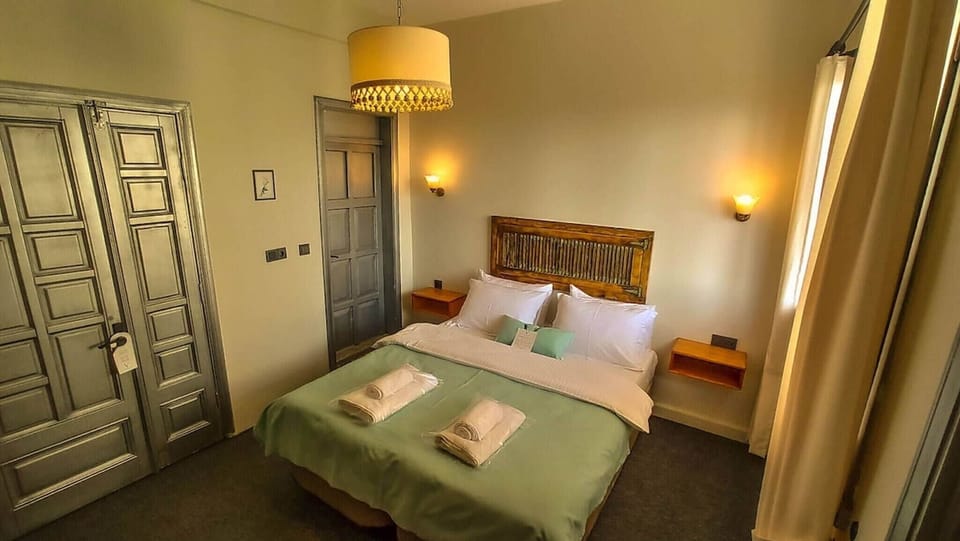 Room, 1 Bedroom, Smoking, Balcony | 1 bedroom