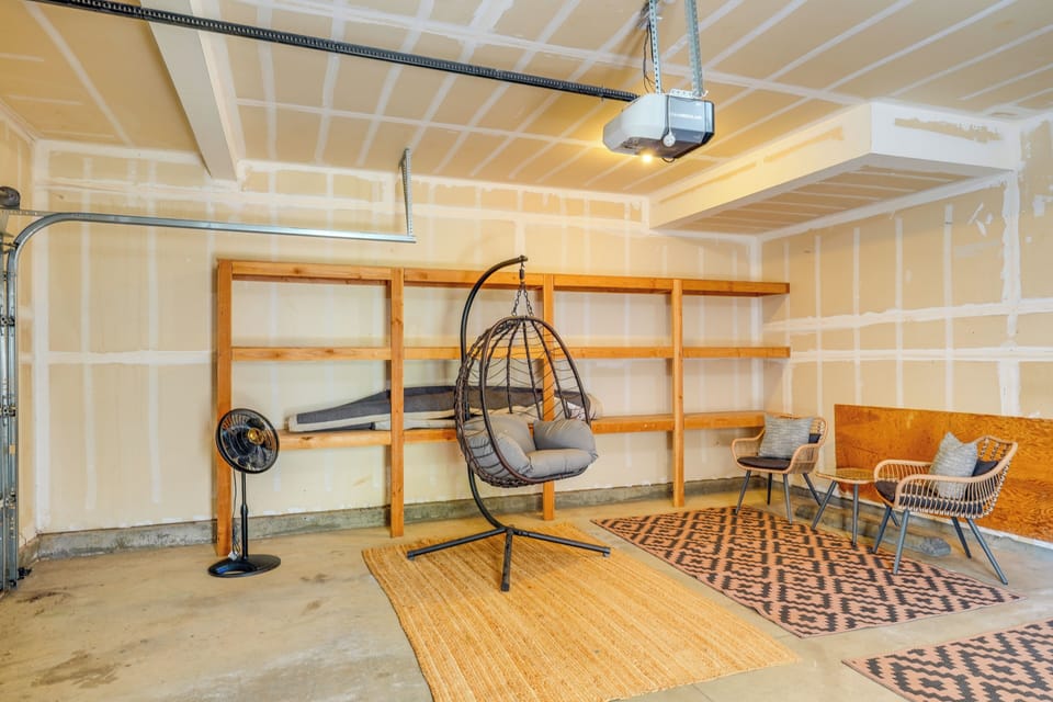 Bonus Space (Converted Garage)