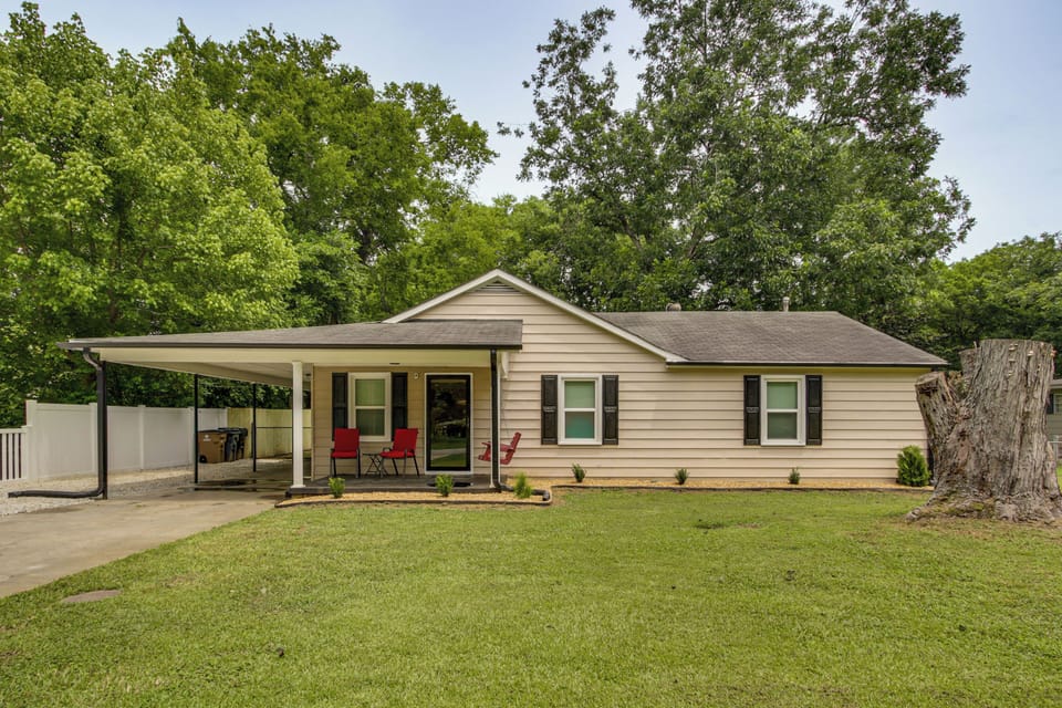 Exterior | Front Porch