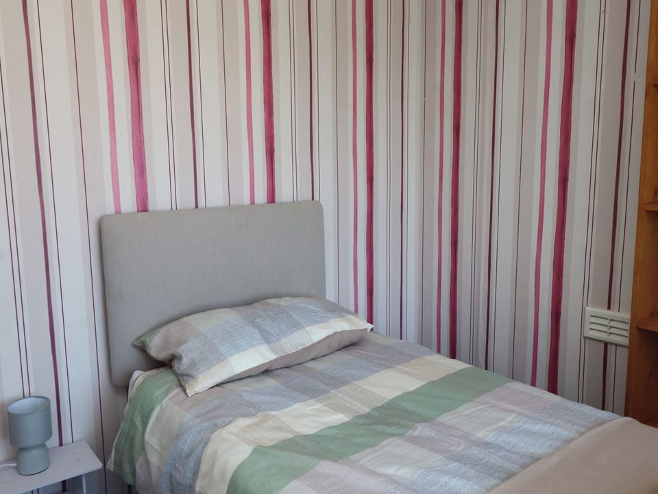 3 bedrooms, WiFi (free), individually decorated, individually furnished
