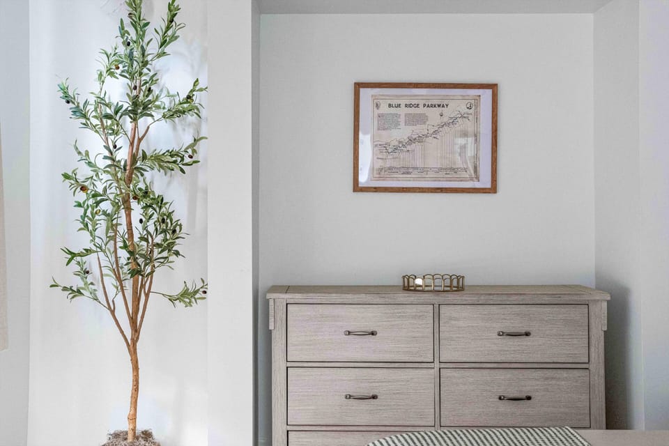 The Sabel Collection | Unit 203