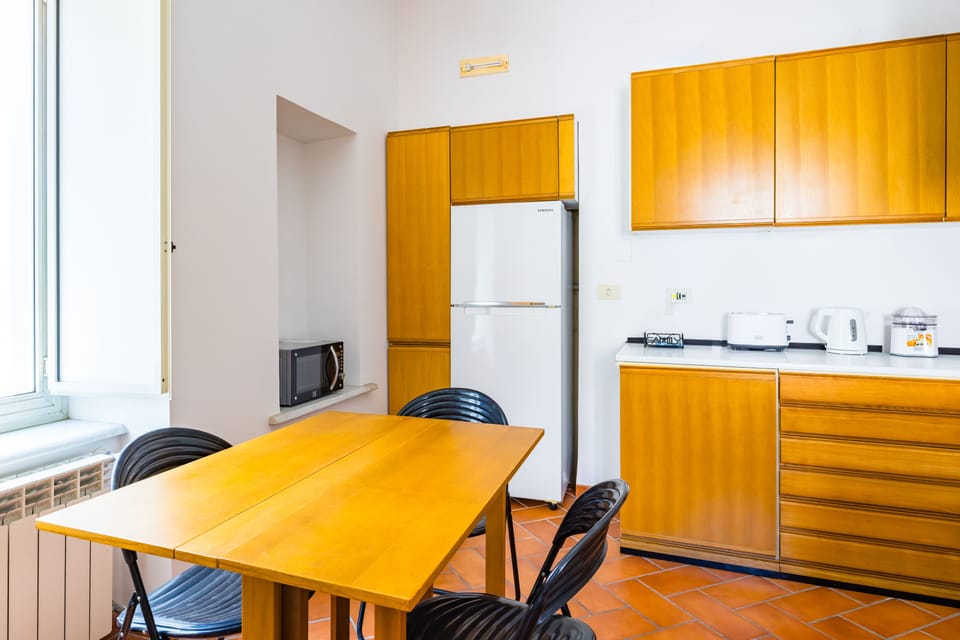 Apartment (1 Bedroom) | Private kitchen | Espresso maker, microwave, oven, stovetop