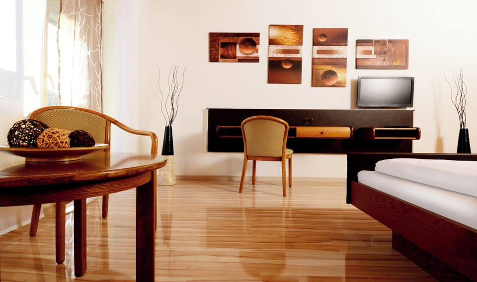 Double or Twin Room, Balcony | Laptop workspace, WiFi (free), bed sheets
