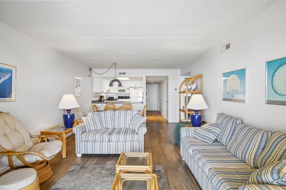 Group,Living Room,