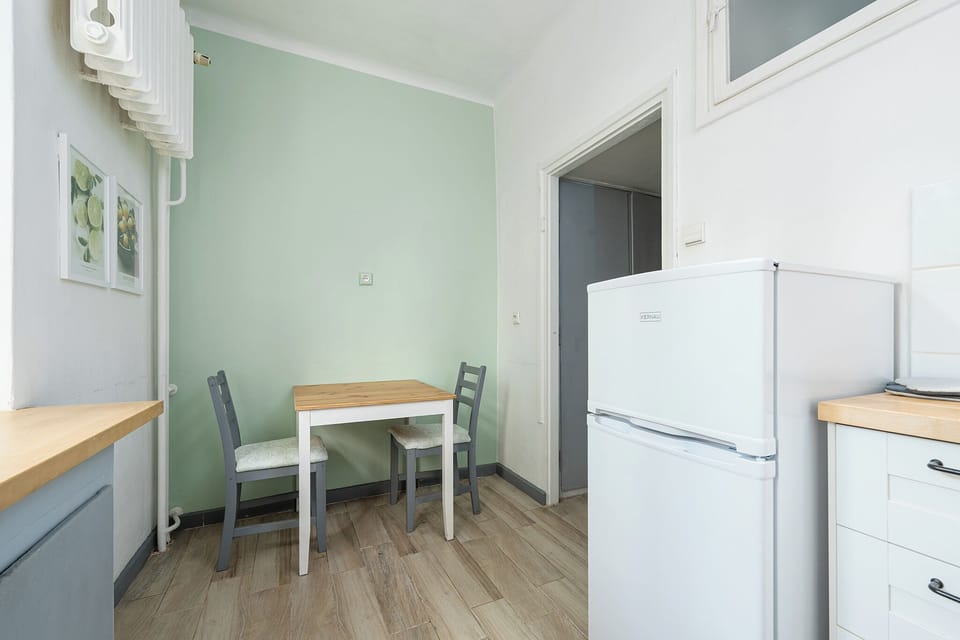 Studio | In-room dining