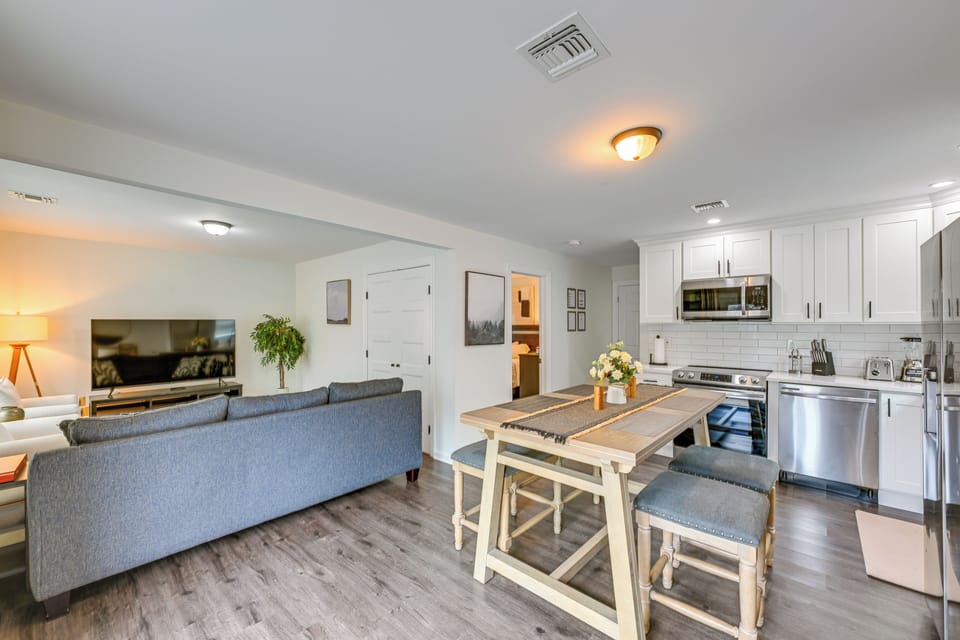Apartment (1 Bedroom) | Interior