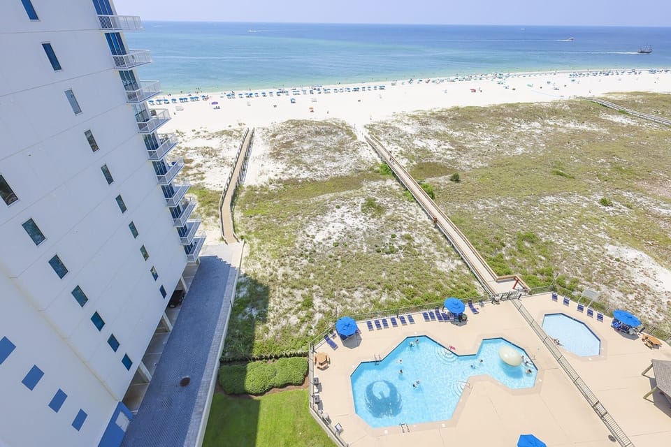 Condo, 3 Bedrooms | Pool | Indoor pool, outdoor pool