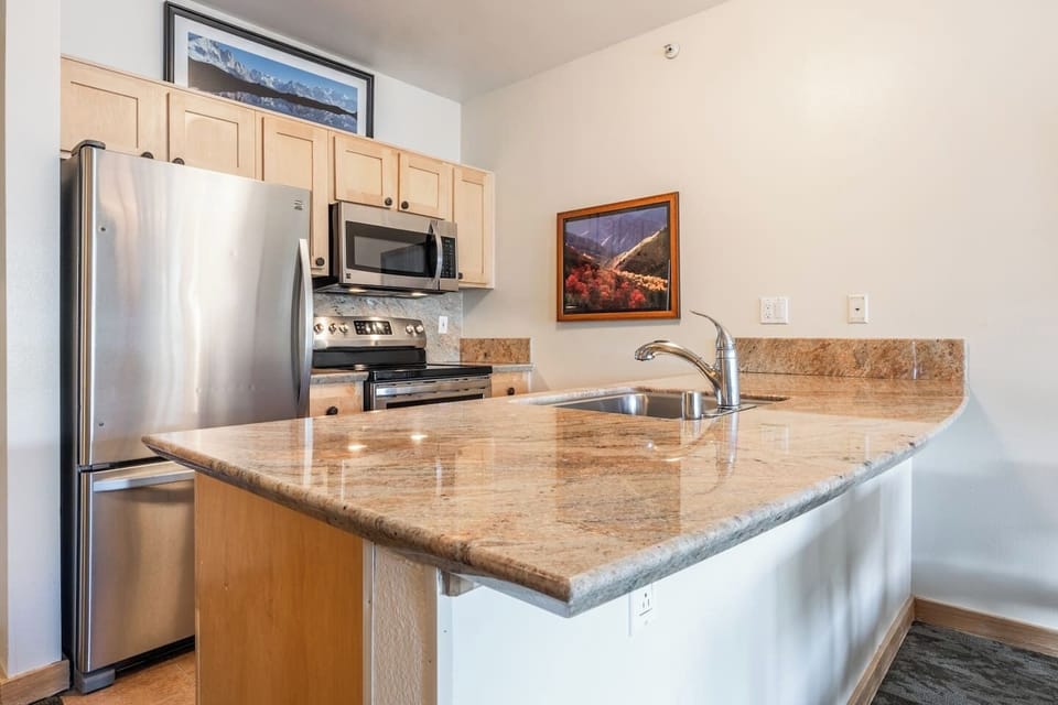 Fully Equipped Kitchen, Endless Possibilities! 
