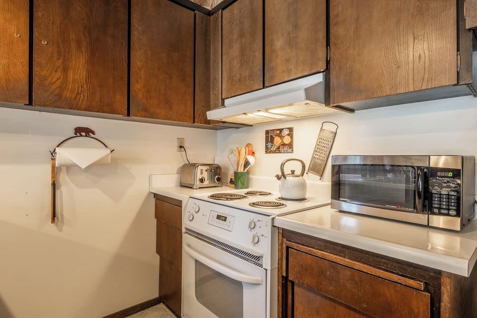 Family Meals Made Easy in Mammoth!