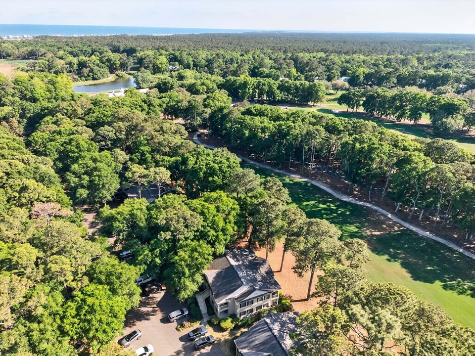 Condo, 2 Bedrooms | Aerial view