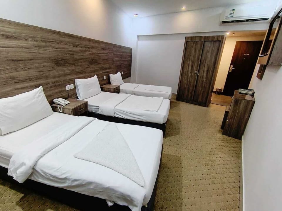 Triple Room | In-room safe