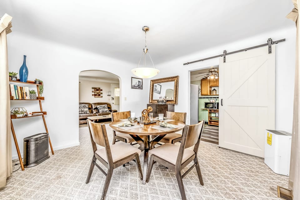 House, Patio | Dining room