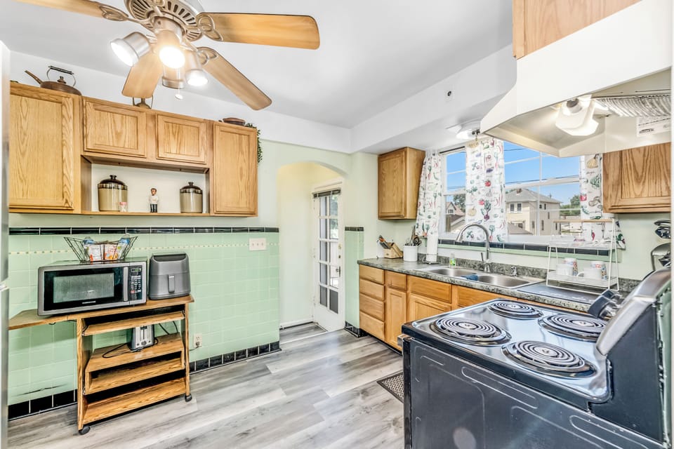 House, Patio | Private kitchen
