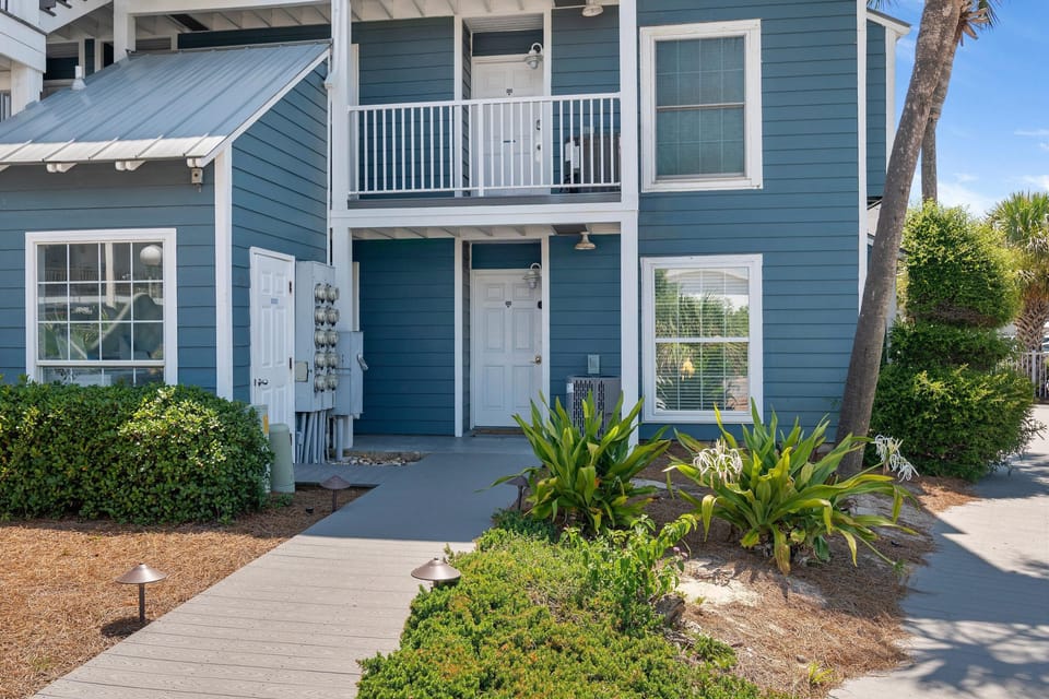 Condo, 1 King Bed with Sofa bed (Summer Breeze 112) | Exterior