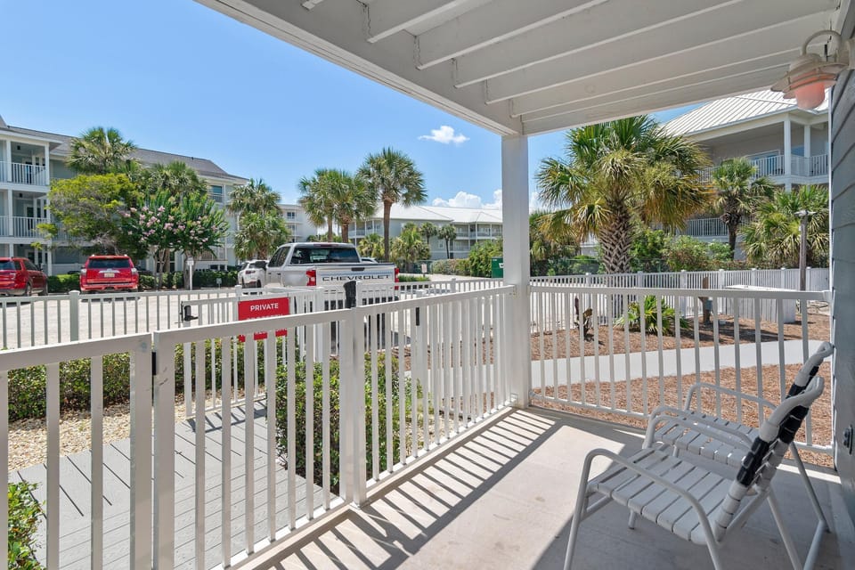 Condo, 1 King Bed with Sofa bed (Summer Breeze 112) | Property grounds