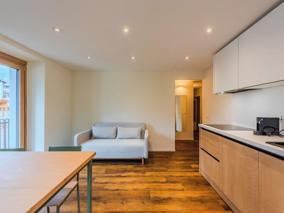 Interior Design, Flooring, Floor, Wood, Wood Flooring, Ceiling, Room, Lighting, Furniture, Laminate Flooring
