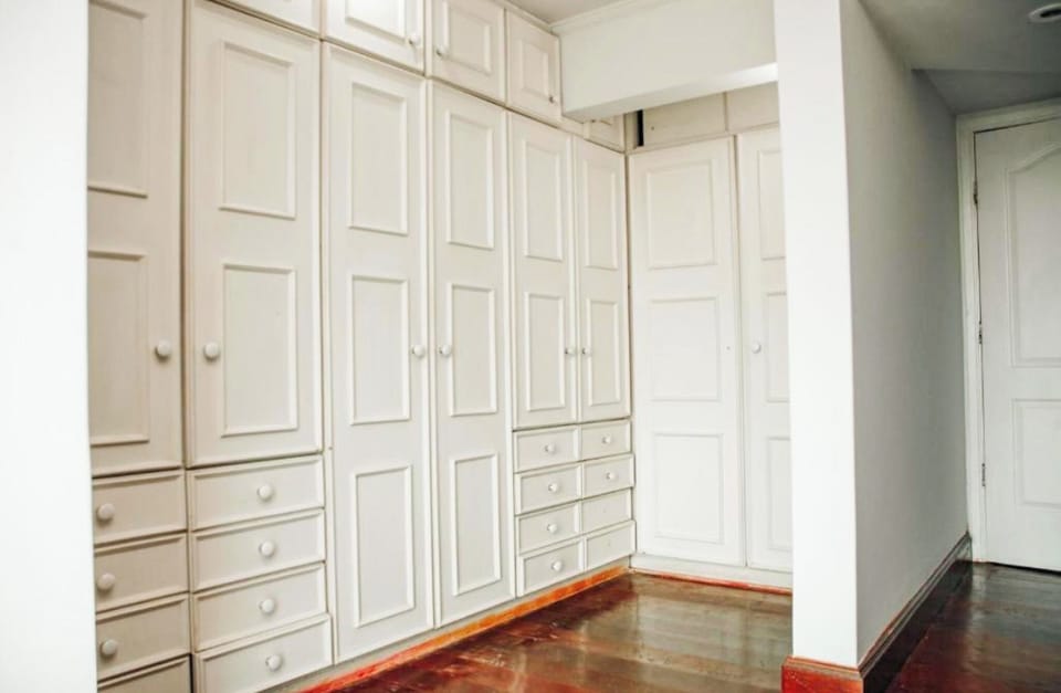 Deluxe Double Room, City View | Interior