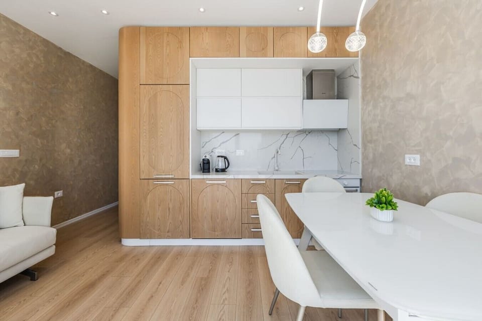 Fully-equipped kitchen