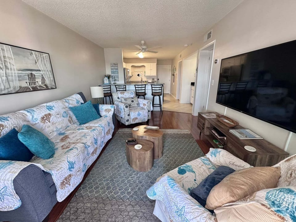 Condo, Multiple Beds, Garden View (Gulf Shores Plantation 3327) | Living area