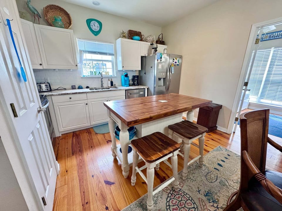 Cottage, Multiple Beds, Garden View (The Rookery 900) | Private kitchen