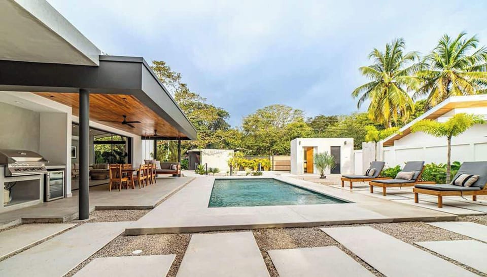 House | 4 bedrooms, high-speed internet