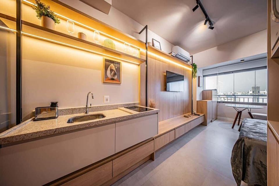 Deluxe Studio Suite, City View | Private kitchen | Fridge, microwave, stovetop, cookware/dishes/utensils