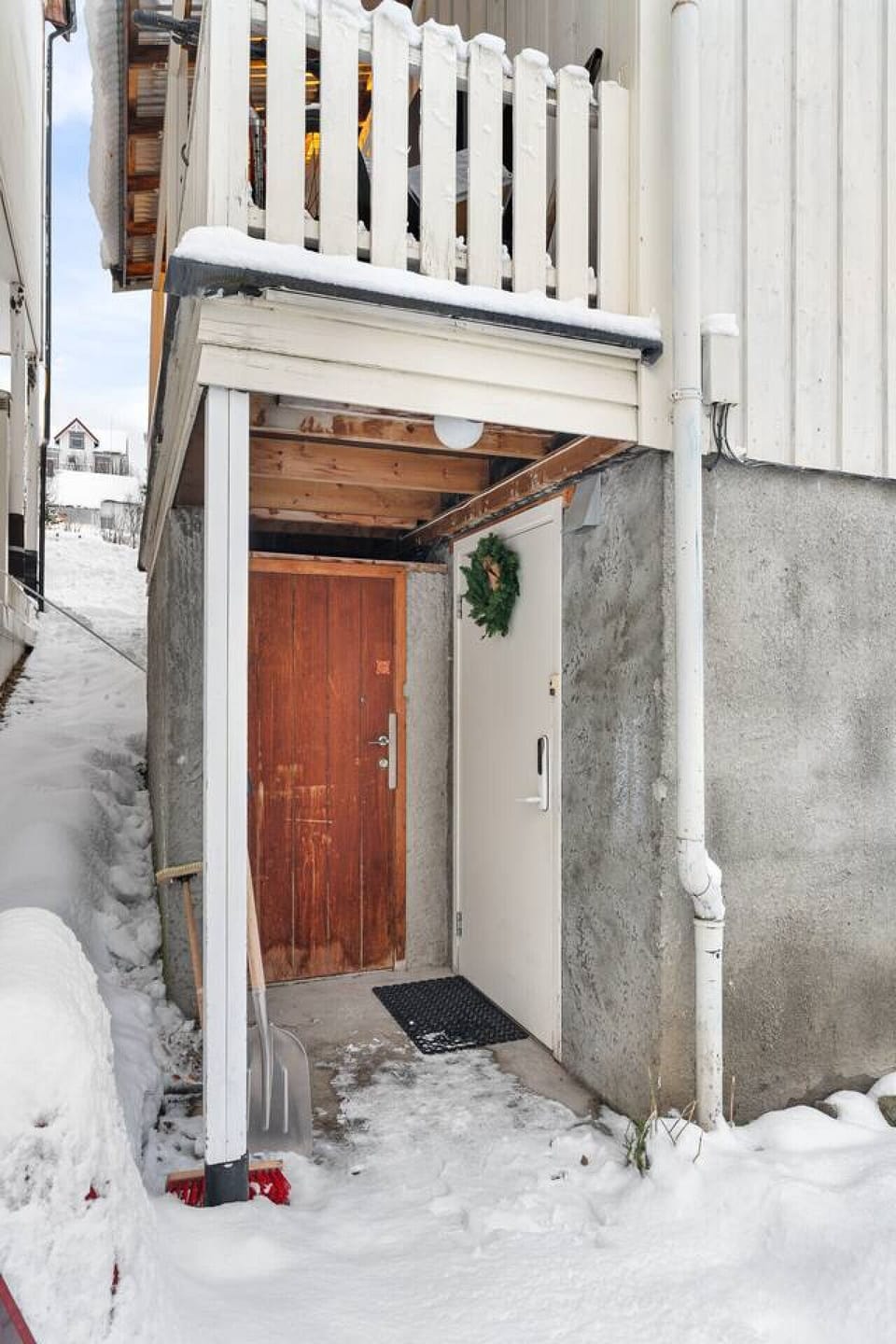 Private entrance