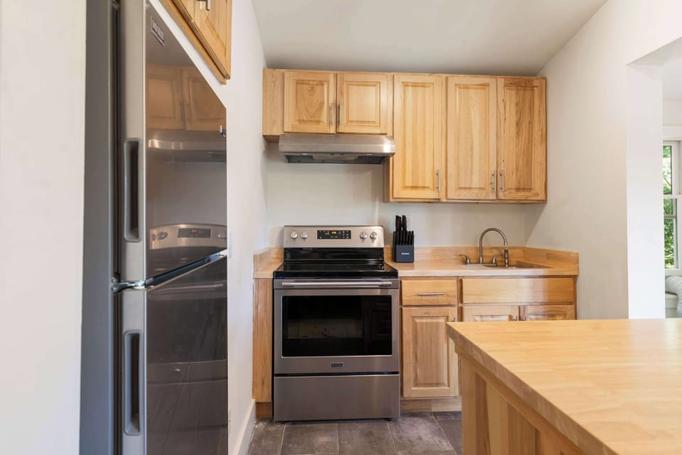 Newly Renovated Kitchen