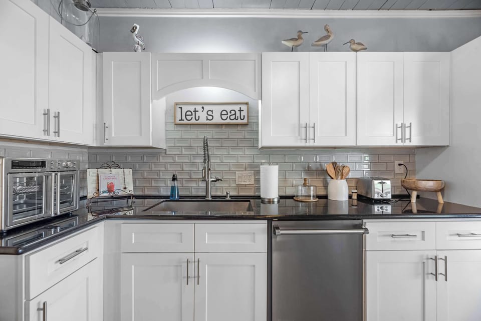 Warning: This kitchen may inspire family cook-offs, cookie baking marathons, and second helpings. Good food, great laughs, and unforgettable moments start right here!