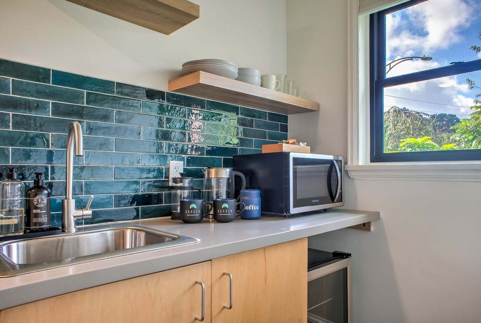 The Sabel Collection | Unit 201
