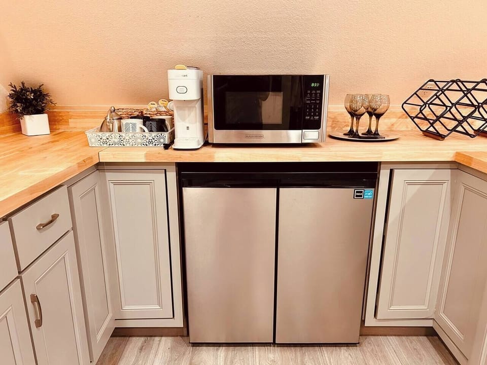Left side is a freezer and right side is the refridgerator.