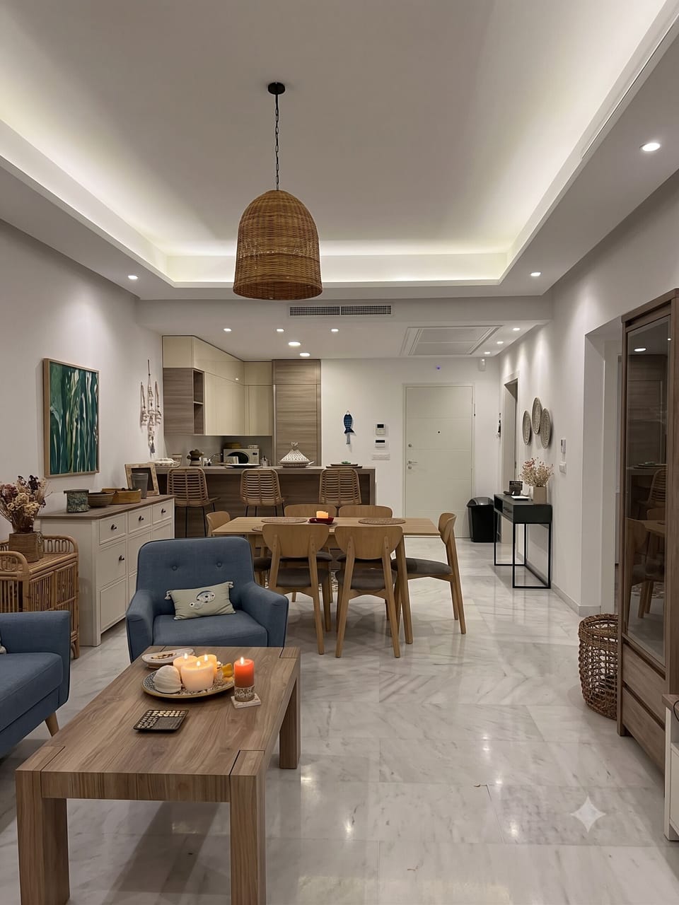 Comfort Apartment, Sea View | Dining