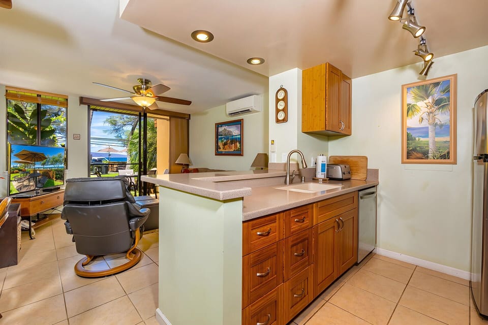 Kitchen With Island