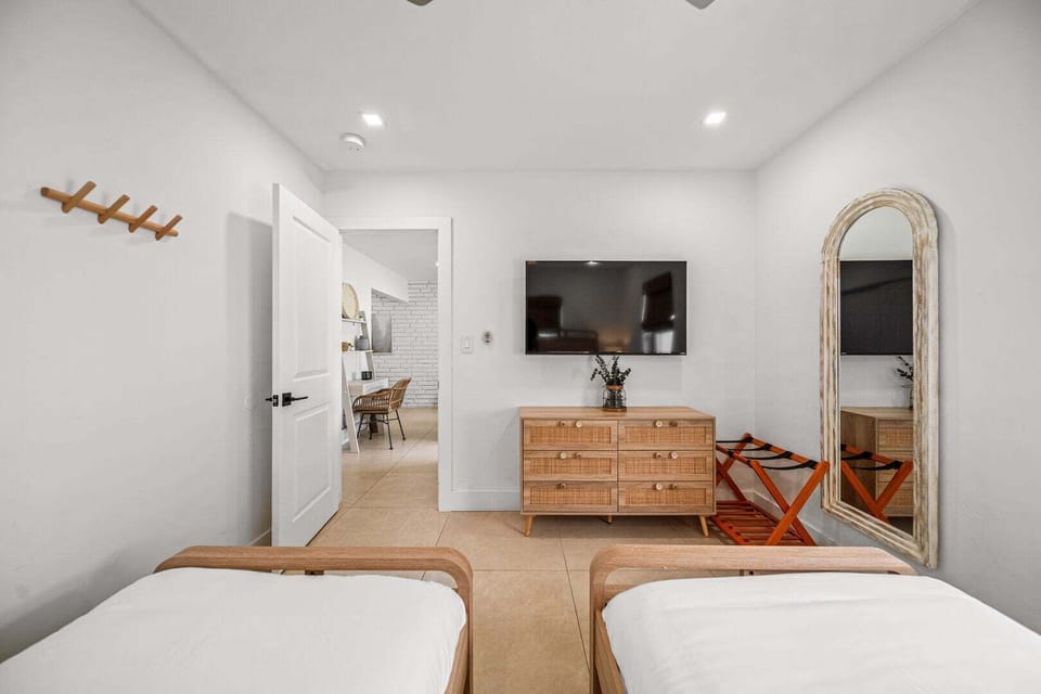 Bedroom 2
2x Twin beds